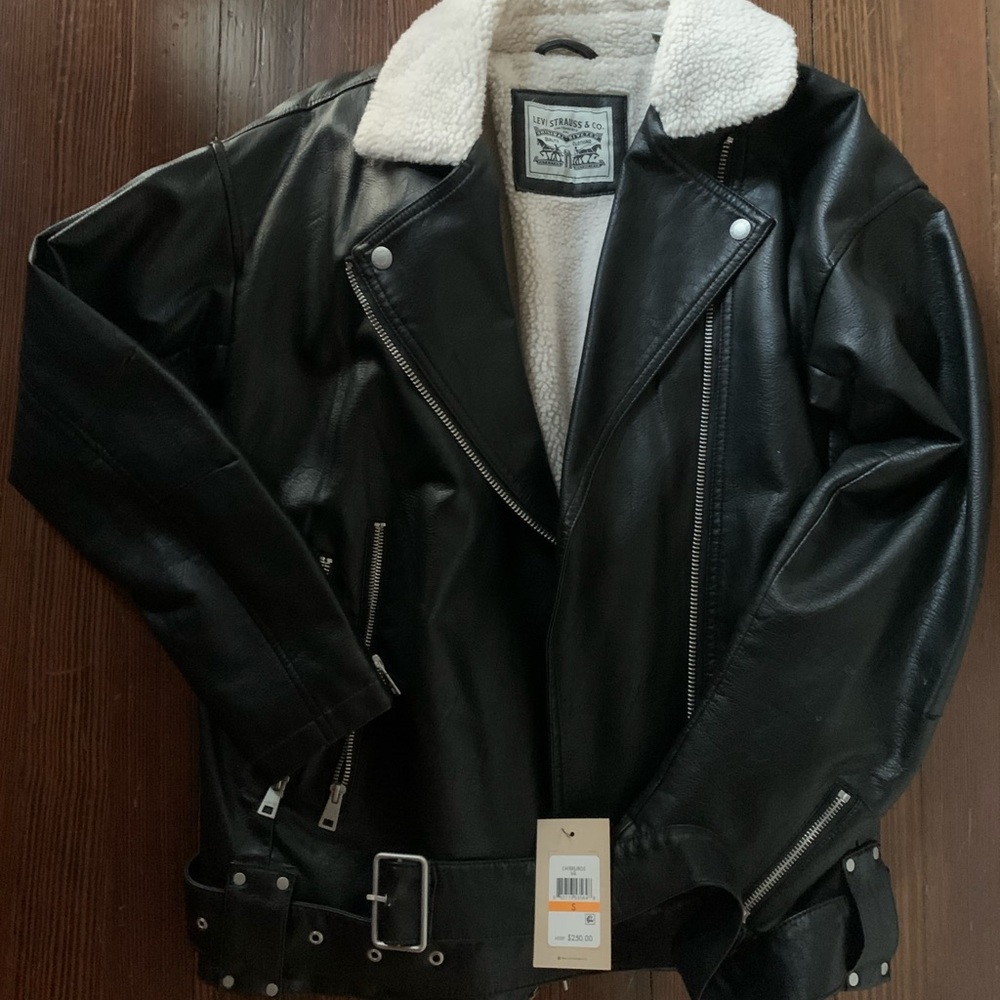 Black leather and Sherpa Levi’s jacket. Size S. New with tags.